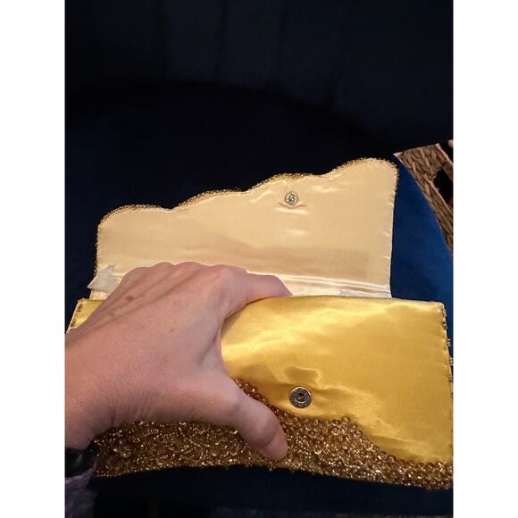 Vintage Gold/Yellow Beaded clutch 9x4.5x1.5 Made in Hong Kong - Picture 13 of 14